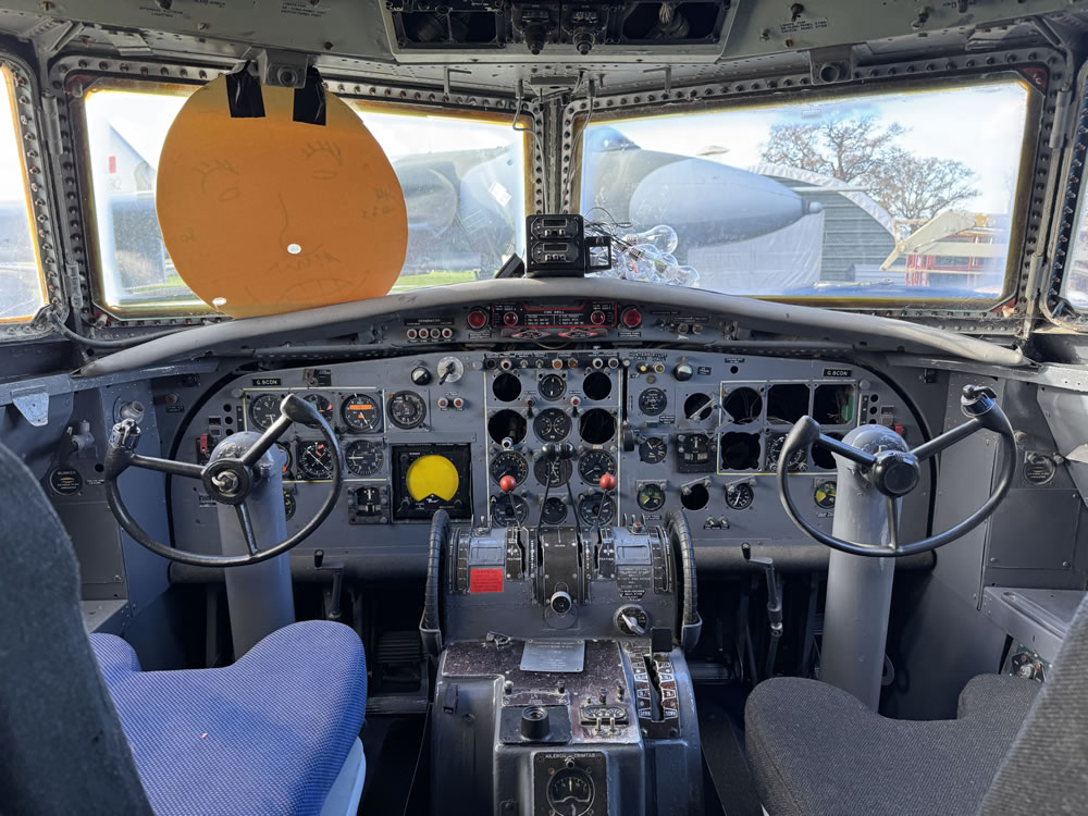 Air UK reunion event at the CNAM... f27flightdeck